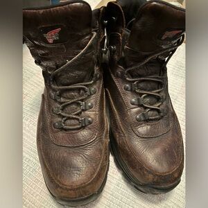 Red Wing Shoes Brown Leather Boots High-Top Design, size 8.5 EH. Wide feet!